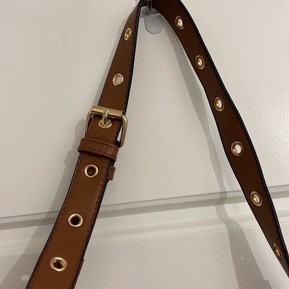 Oversized Camel Purse - Picture 3 of 6